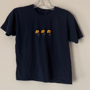 J. Galt (Brandy Melville) Navy Blue Floral Embroidered Women's Tee